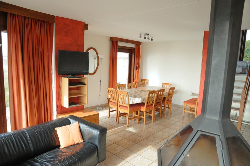 Rotonde Villa Somme-Leuze Kamer foto